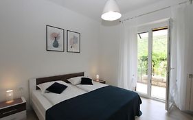 L Apartment